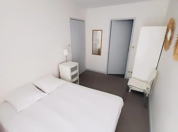 아파트 La Marina Avec Parking Et Acces Piscine