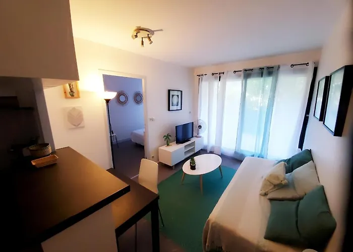 아파트 La Marina Avec Parking Et Acces Piscine 라로셸